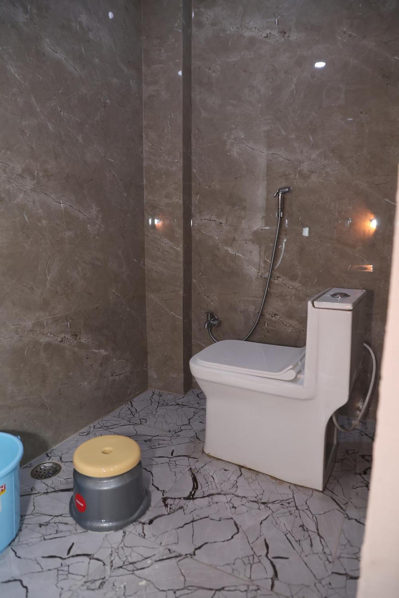 Hotel Somnath Inn اوجاين الغرفة الصورة
